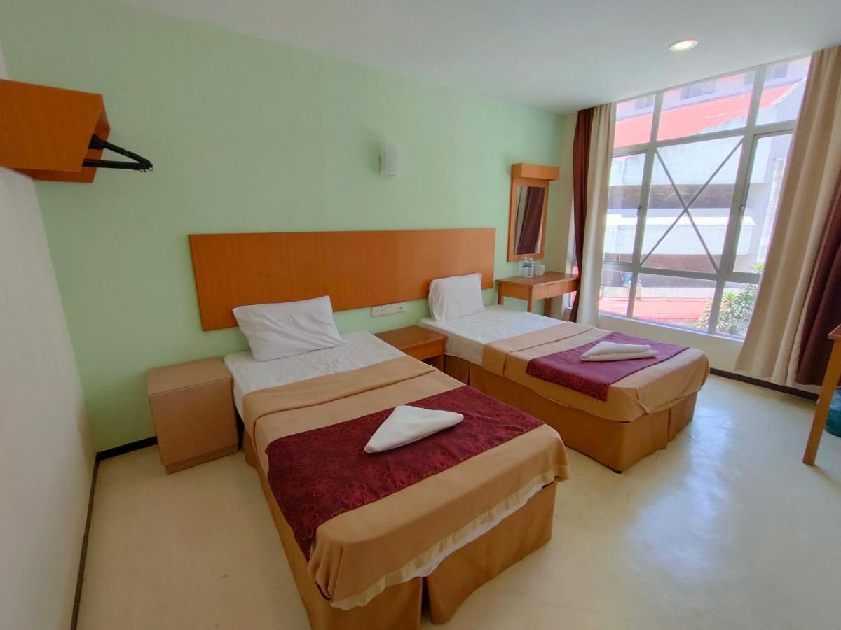 Mrc Hotel Melaka Raya Esterno foto