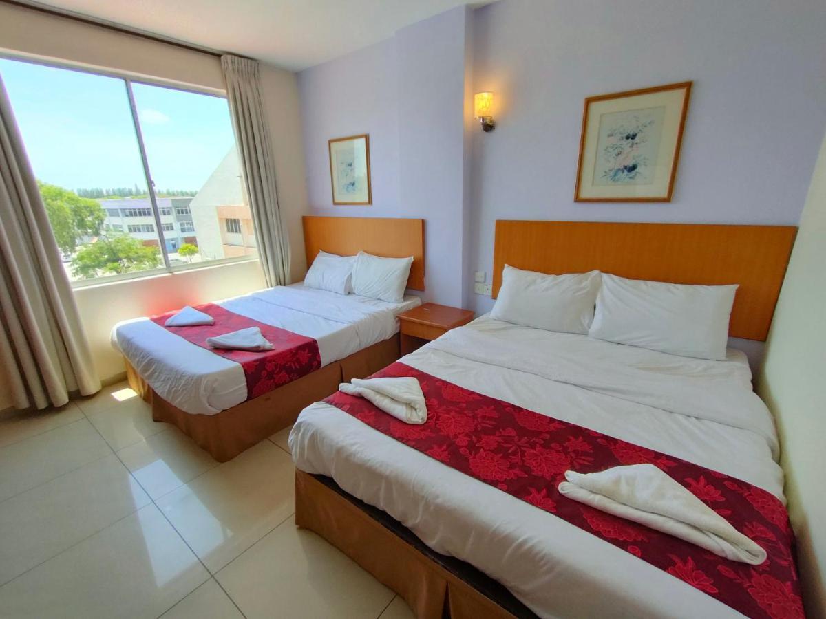 Mrc Hotel Melaka Raya Esterno foto