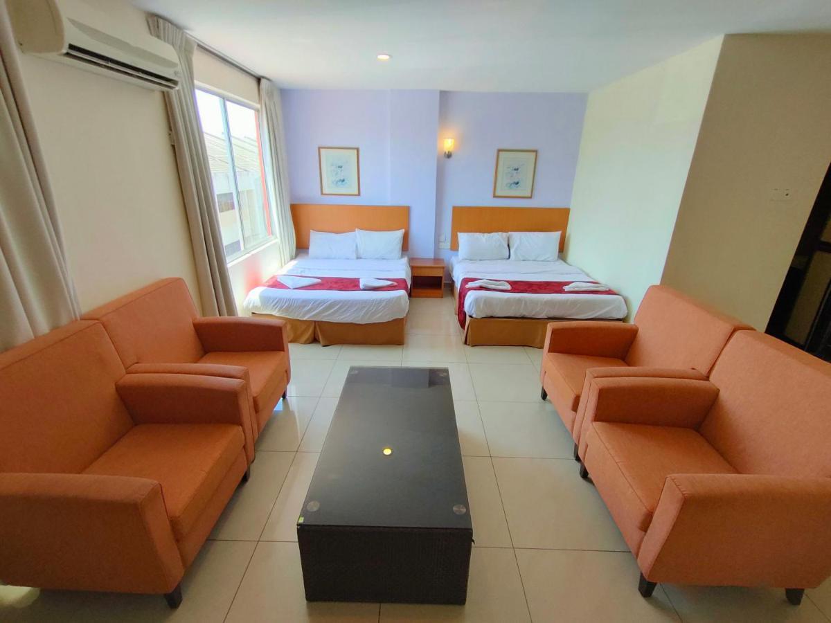 Mrc Hotel Melaka Raya Esterno foto