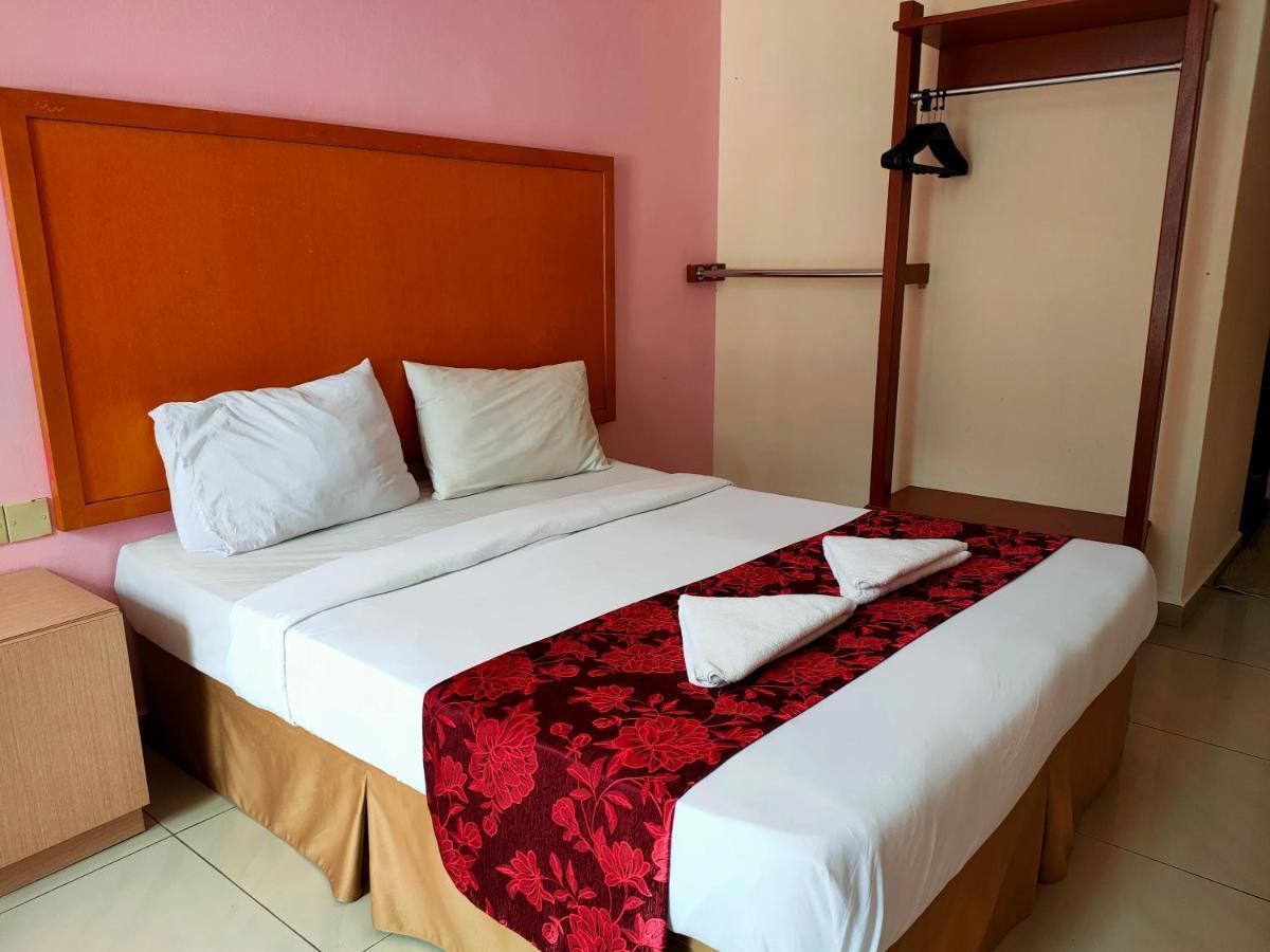 Mrc Hotel Melaka Raya Esterno foto