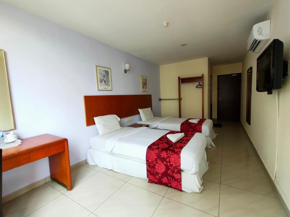 Mrc Hotel Melaka Raya Esterno foto