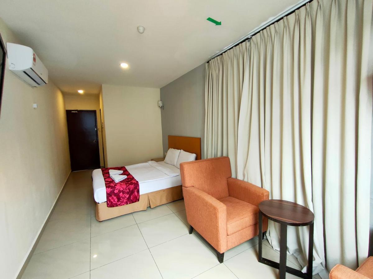 Mrc Hotel Melaka Raya Esterno foto