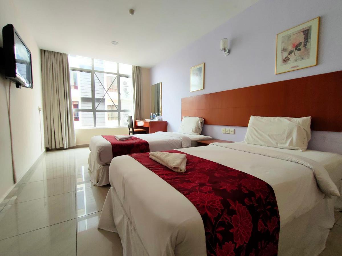 Mrc Hotel Melaka Raya Esterno foto