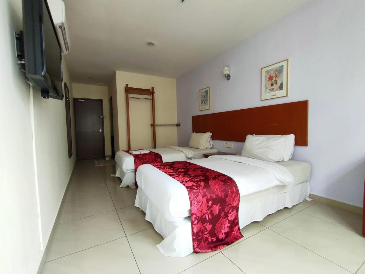 Mrc Hotel Melaka Raya Esterno foto