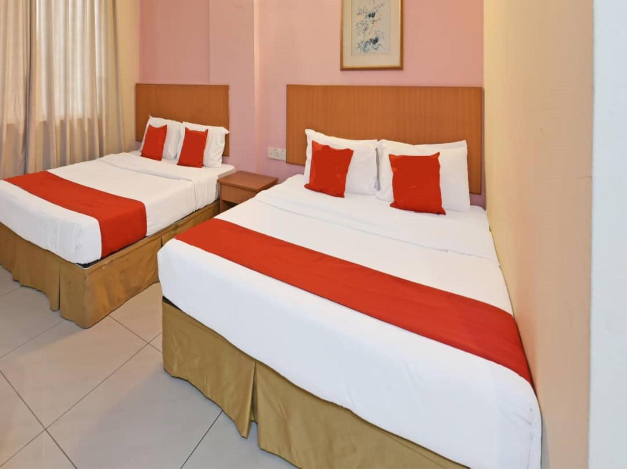 Mrc Hotel Melaka Raya Esterno foto