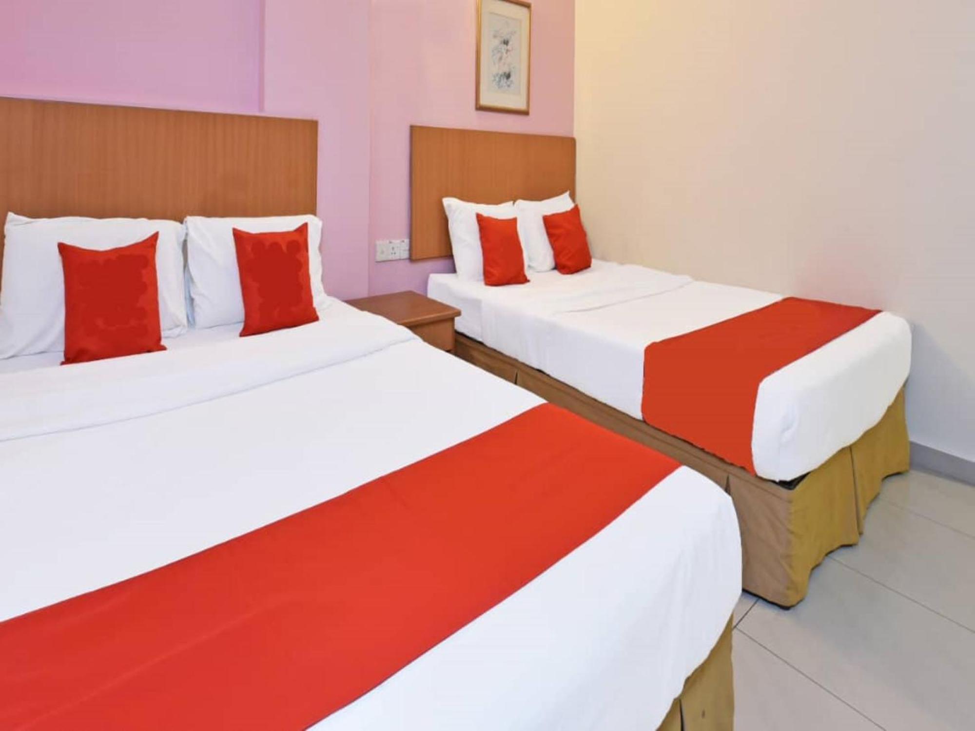 Mrc Hotel Melaka Raya Esterno foto