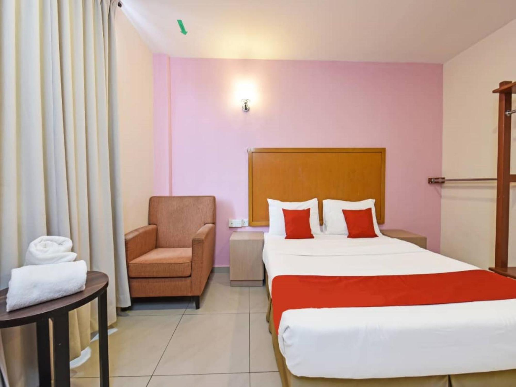 Mrc Hotel Melaka Raya Esterno foto