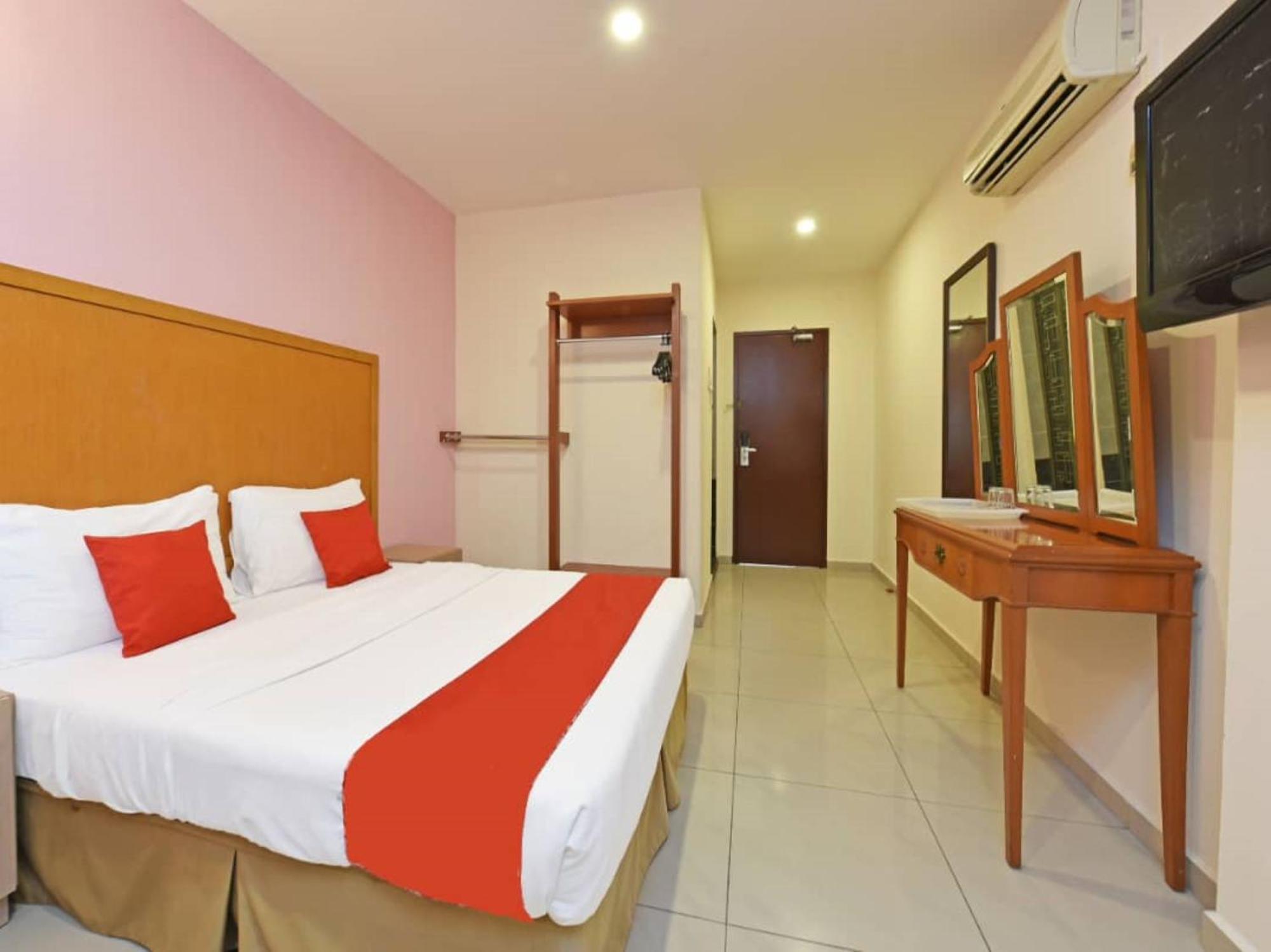 Mrc Hotel Melaka Raya Esterno foto