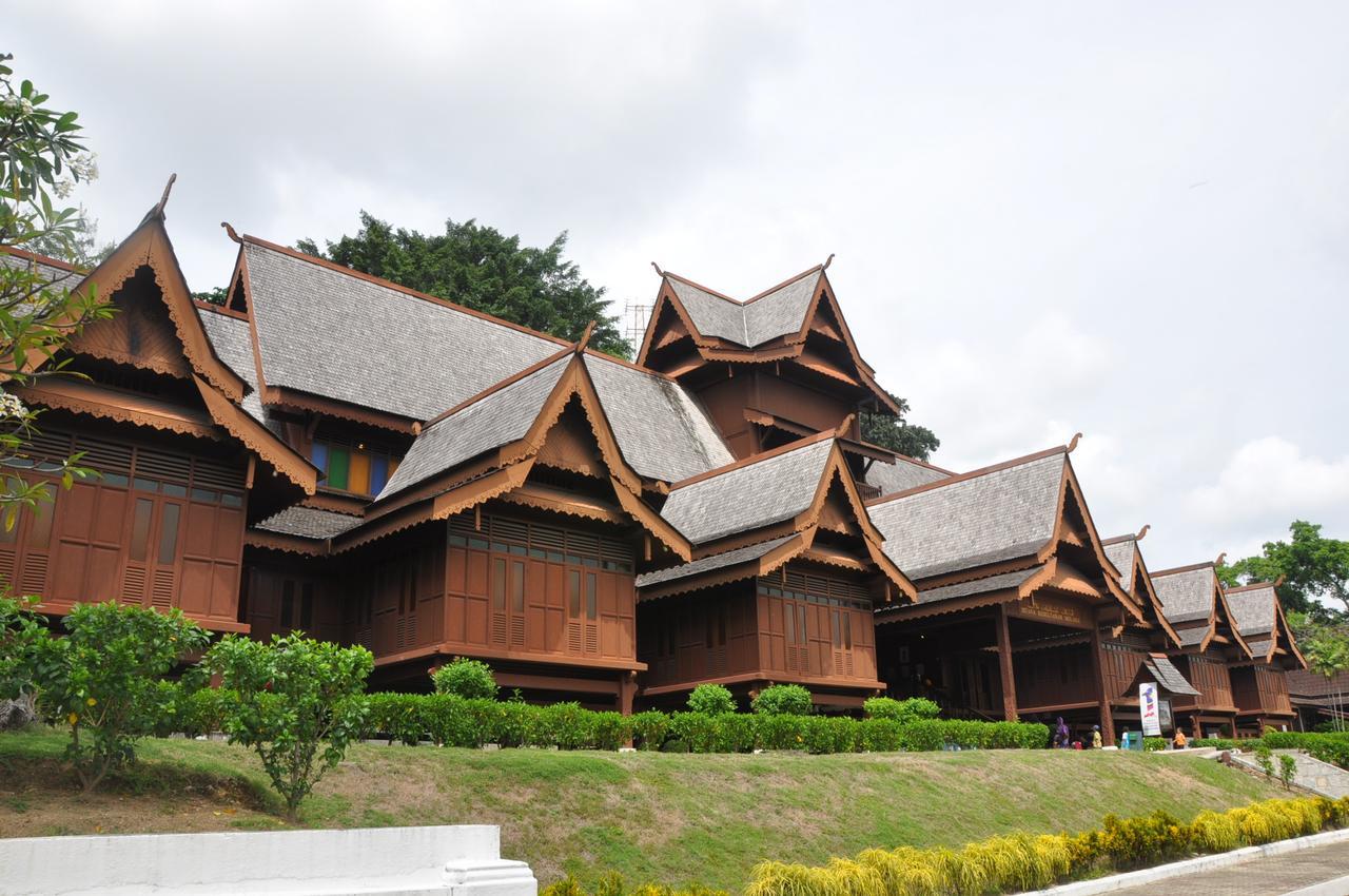 Mrc Hotel Melaka Raya Esterno foto